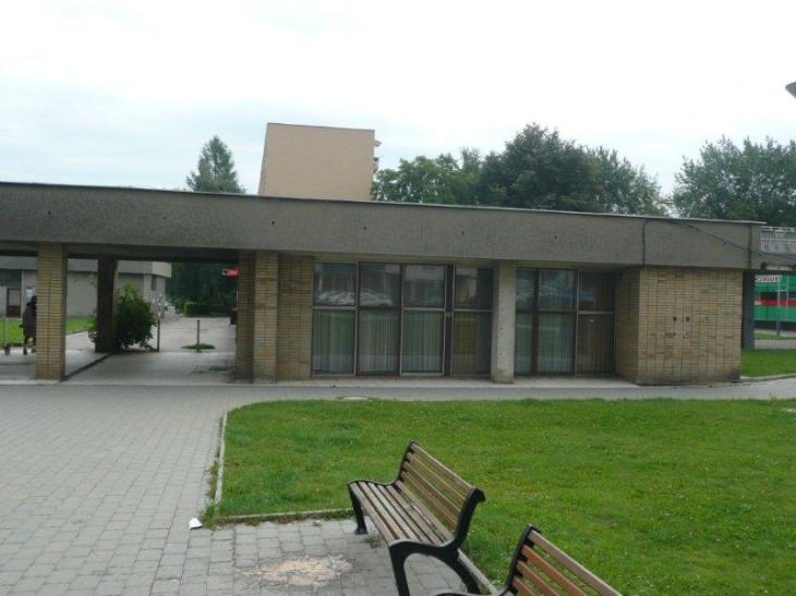 komercni objekt francouzska