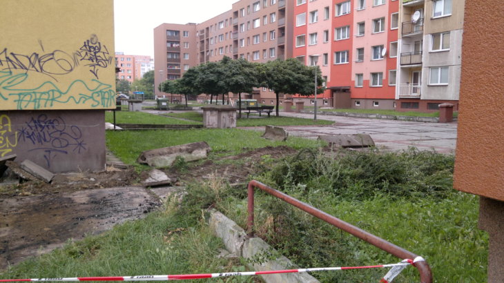 dvur dubina
