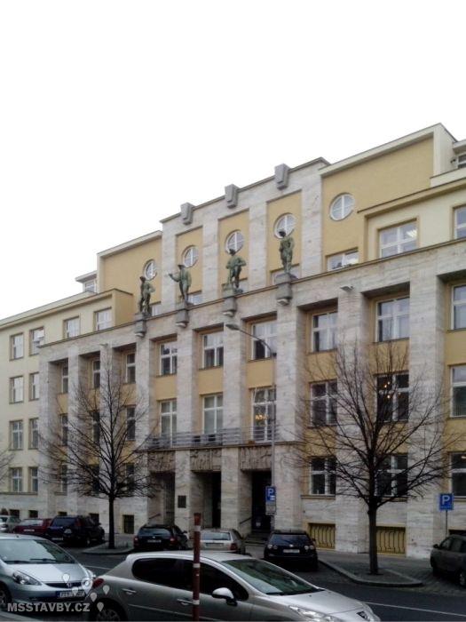 30 dubna centrum