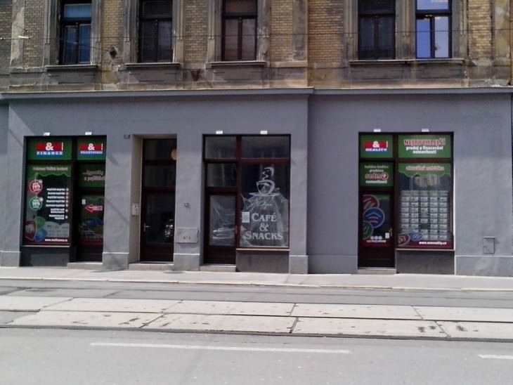 kafe nadrazni