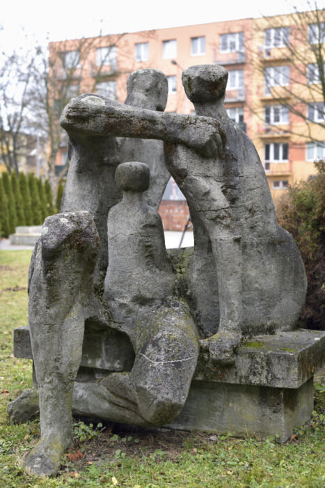 Zadní pohled na Rodinu Jiřího Babíčka (foto Roman Polášek, 2015)