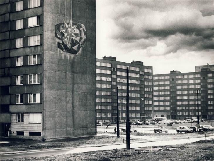 Karel Štětkář: Červený květ, 1976 (foto Petr Sikula)