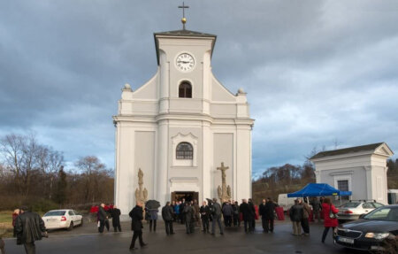 krivy kostel karvina