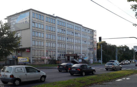 administrativni budova novinarska