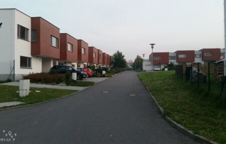 hruškový sad 10