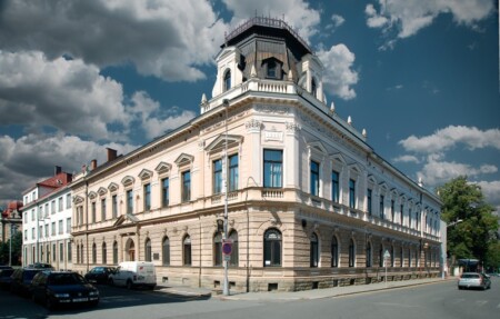 narodni dum fm