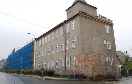 příbor 1