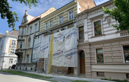 husova opava