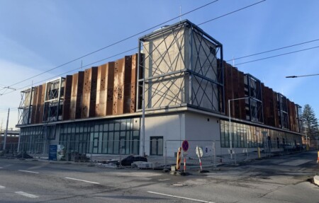 parkovaci dum fifejdy