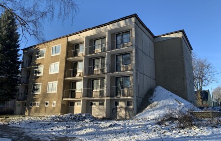 zahradni bruntal