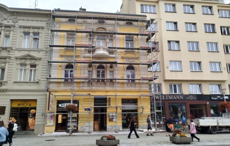 zamecka 8