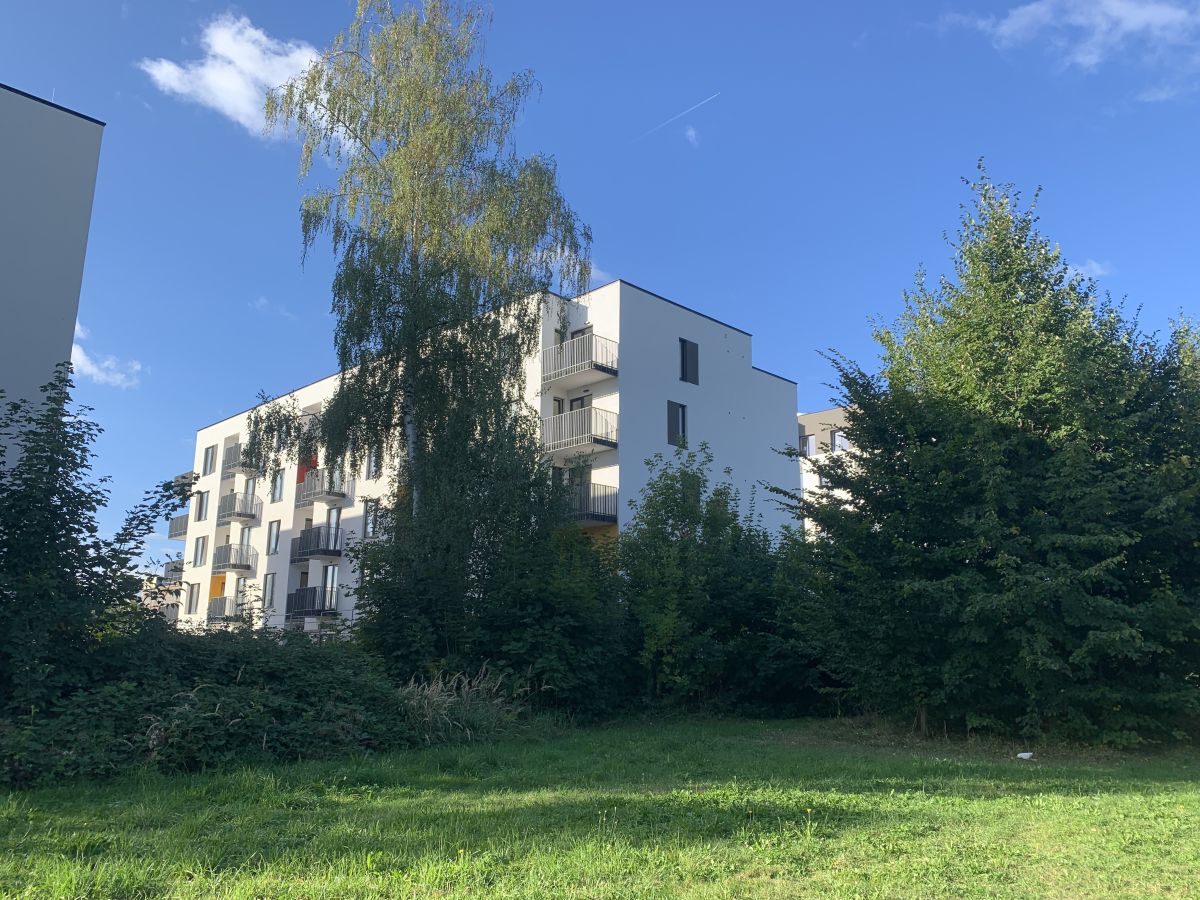 fotografie výstavby komplexu bytových domů v Ostravě, ulice Výstavní