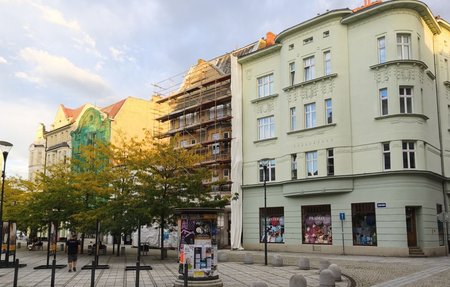 rekonstrukce historického domu na Jiráskově náměstí v centru Ostravy.