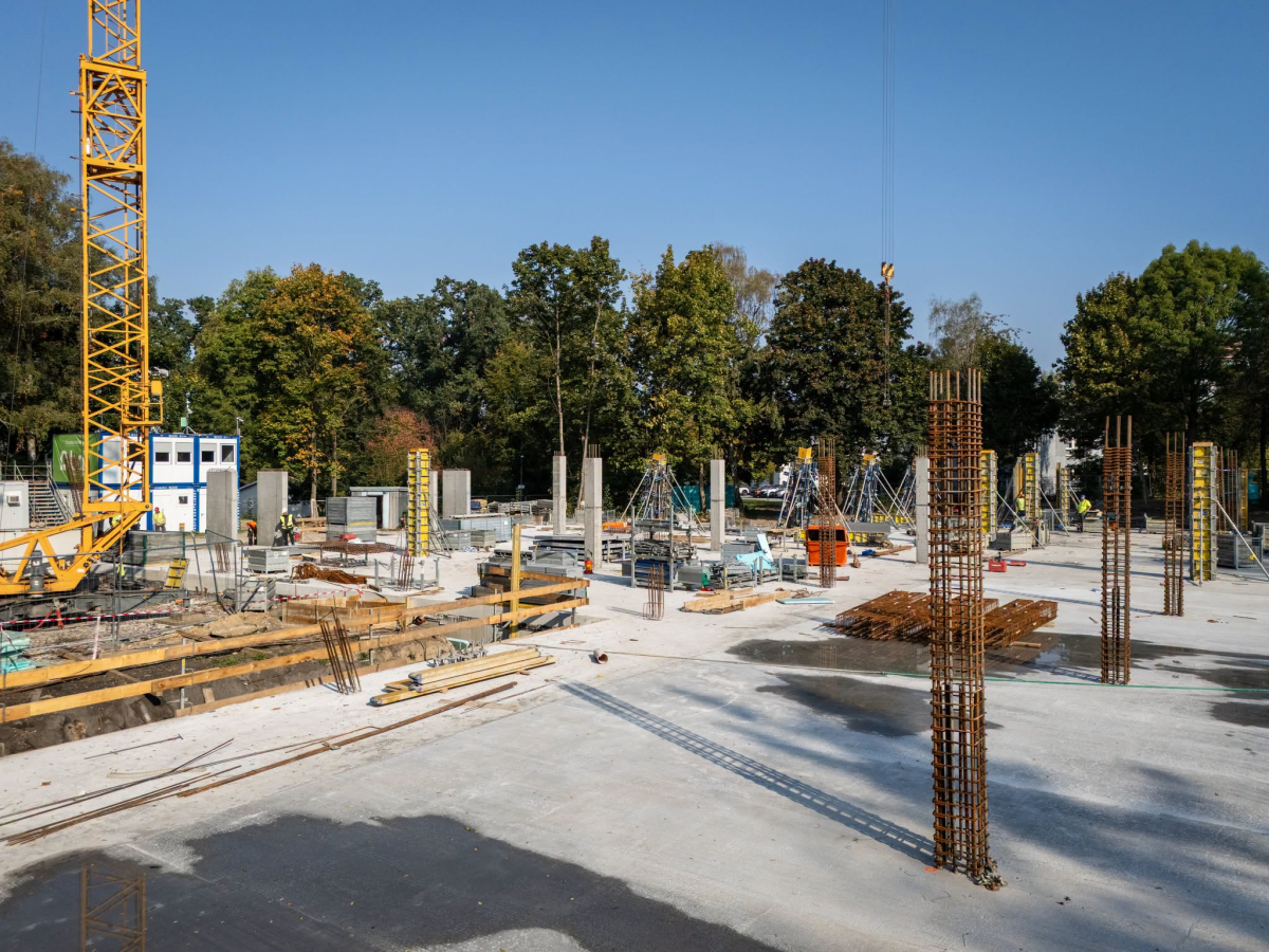 Fotografie výstavby centra CEPIS v Karviné.