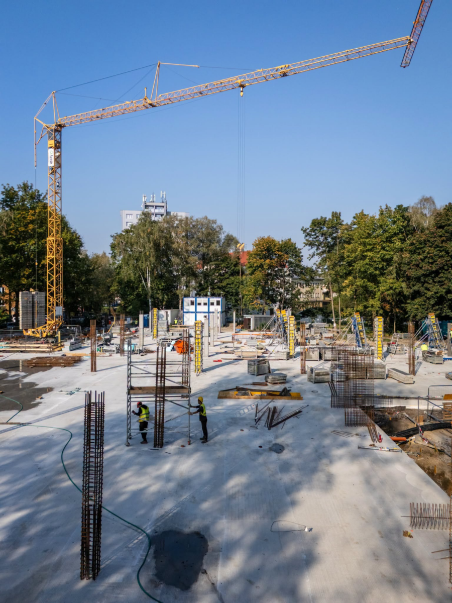 Fotografie výstavby centra CEPIS v Karviné.