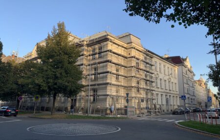 Rekonstrukce objektu Ostravské univerzity na ulici 30.dubna v centru Ostravy.
